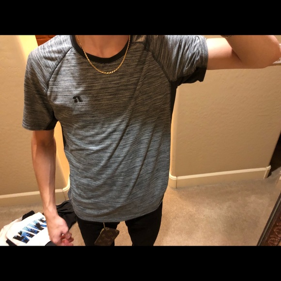 Russell Work Out Shirt - Picture 3 of 5